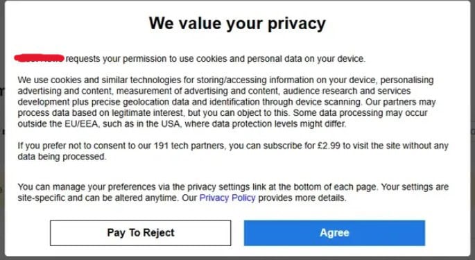 Cookie consent banner informing about data collection and privacy preferences.